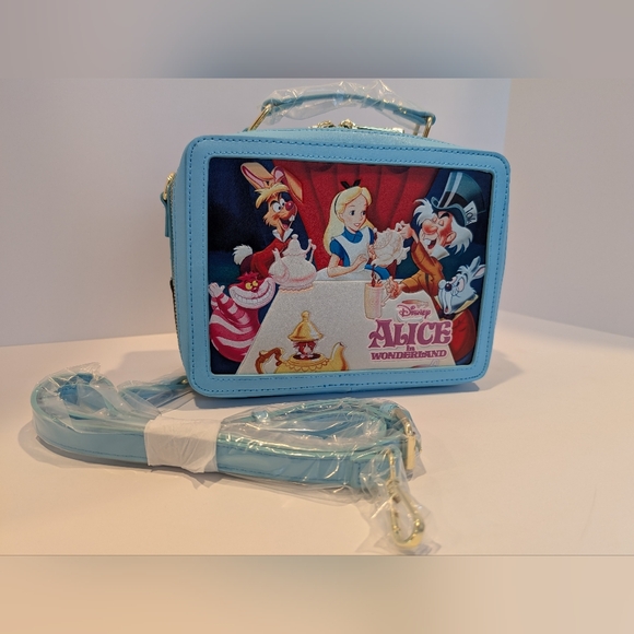 Loungefly New Disney Alice in Wonderland Blue Lunch Box - Picture 3 of 10